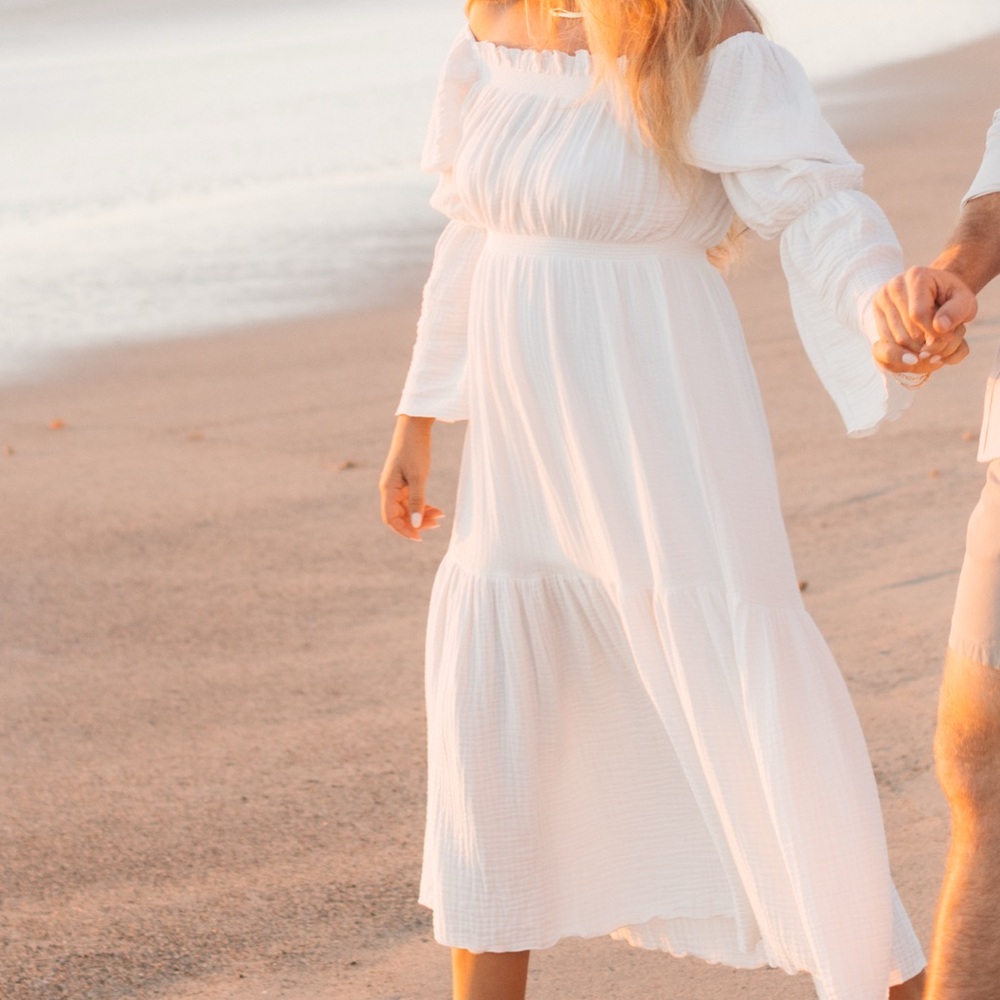 Nothing fits but White Beach Dress S